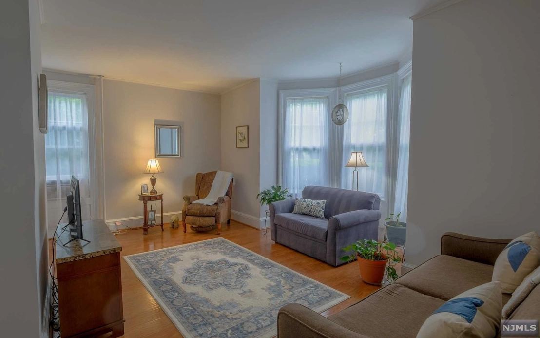 Livingroom at 87 West Passaic Avenue