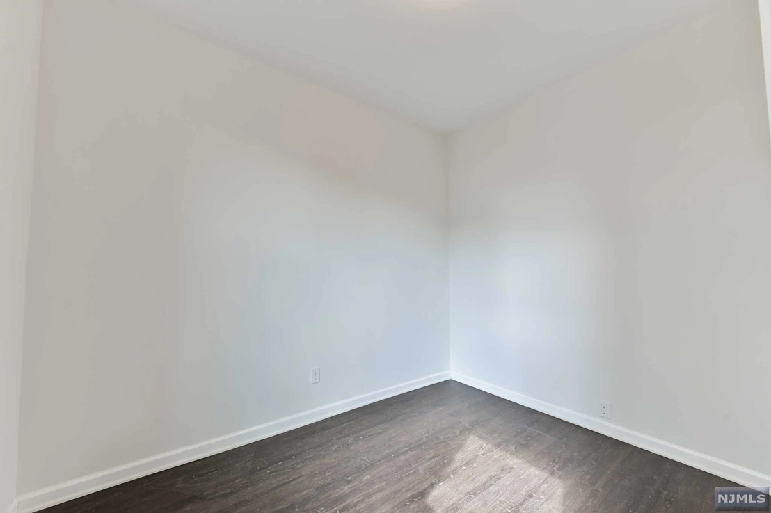 Empty Room at 41 63rd Street