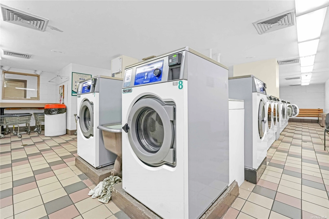 Laundry at Unit 15M at 175-20 Wexford Terrace