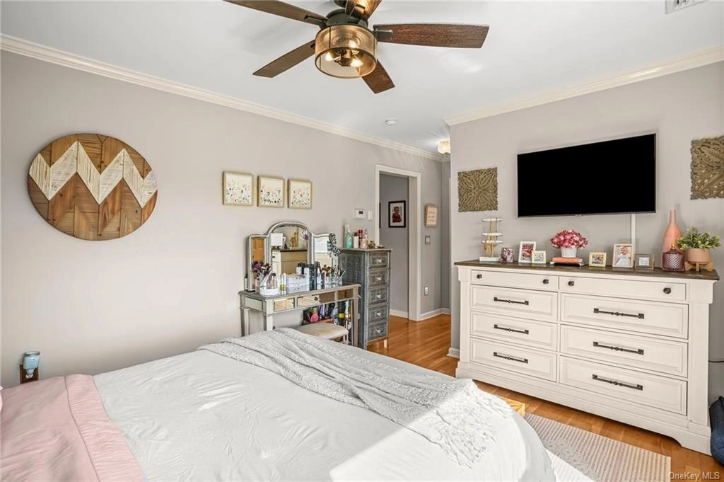 Bedroom at 149 Hillview Avenue