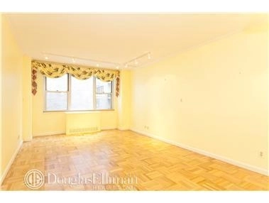 Empty Room at Unit 8B at 301 E 22nd Street