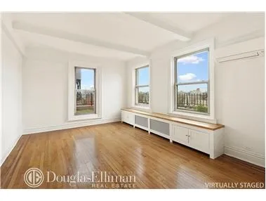 Photo of Unit PHD at 127 W 79th St