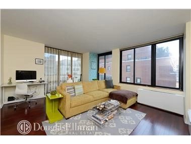 Livingroom at Unit 10D at 304 E 65th Street