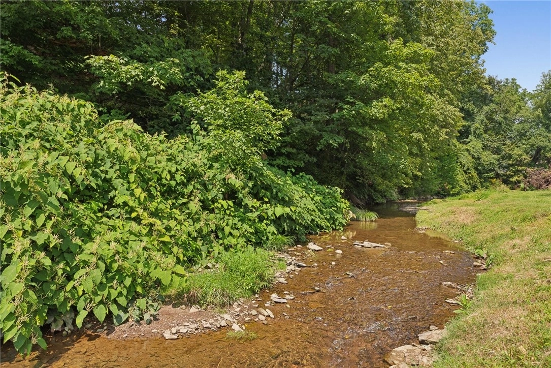 Photo of 1661 Dime Road