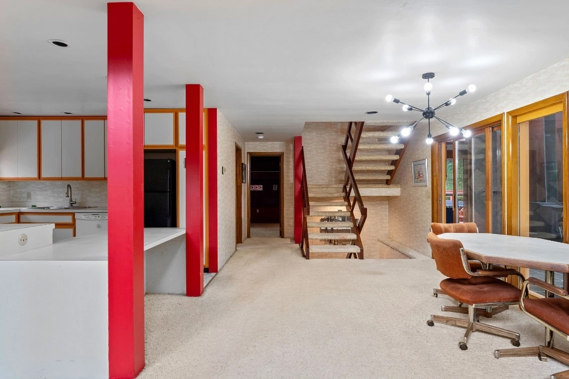 Photo of 944 Powderhouse Road