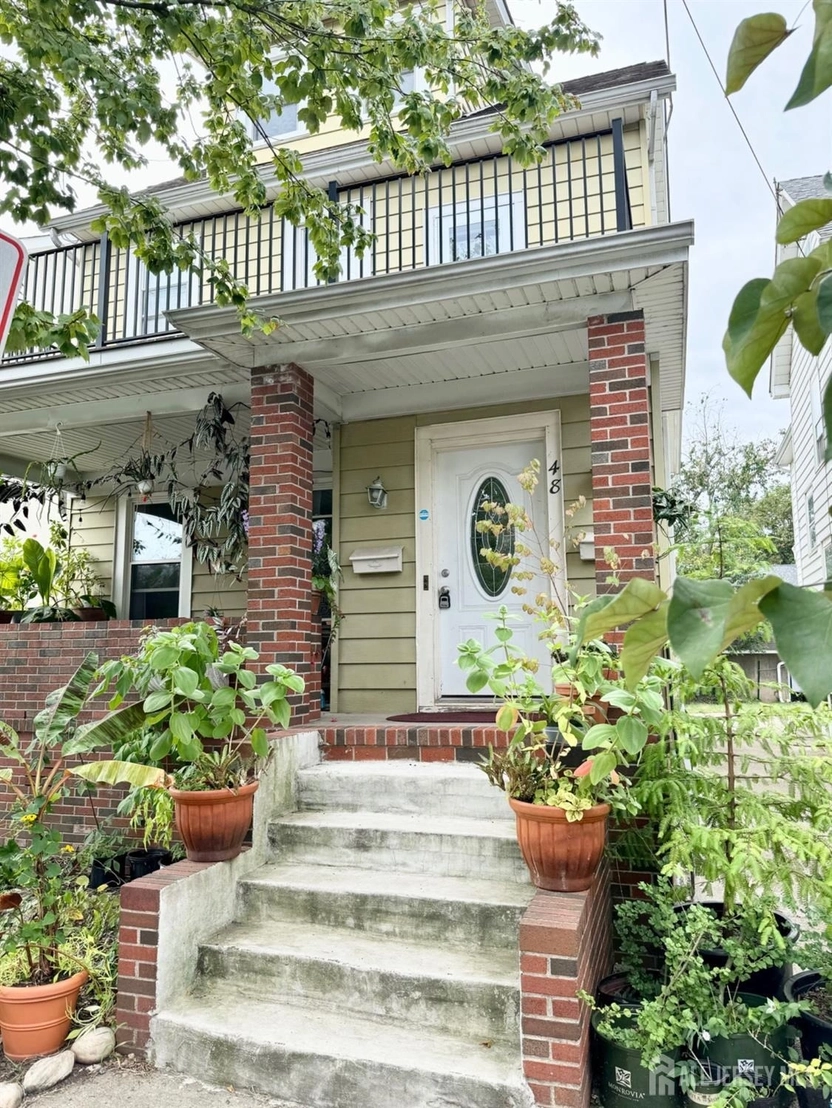 Photo of 48 Cedar Avenue