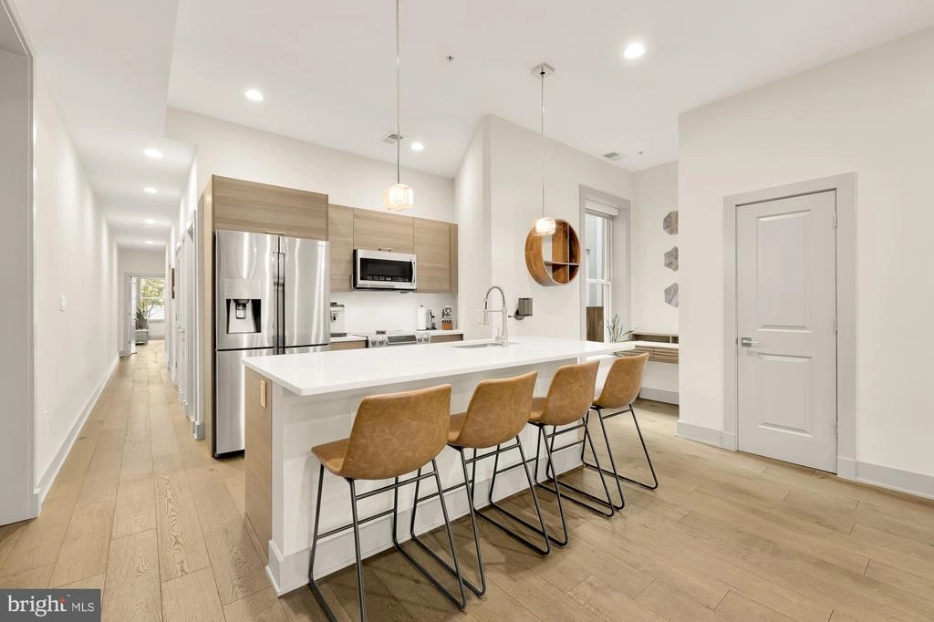 Photo of Unit B at 1852 3RD ST NW