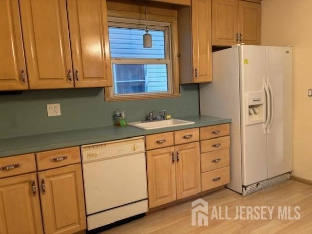 Photo of 47 Grant Avenue