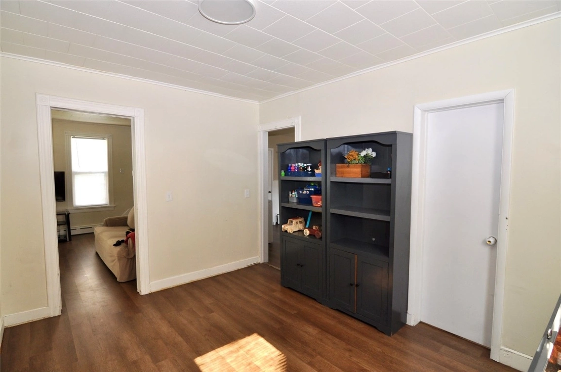 Photo of 7 Pearl Avenue