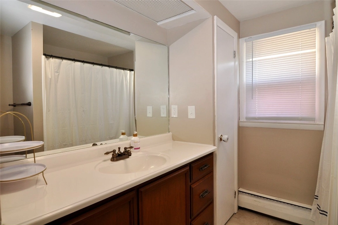 Photo of 7 Pearl Avenue