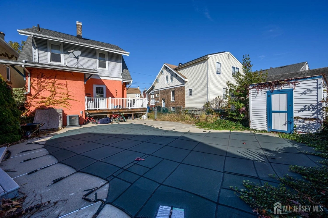 Photo of 123 Grove Avenue