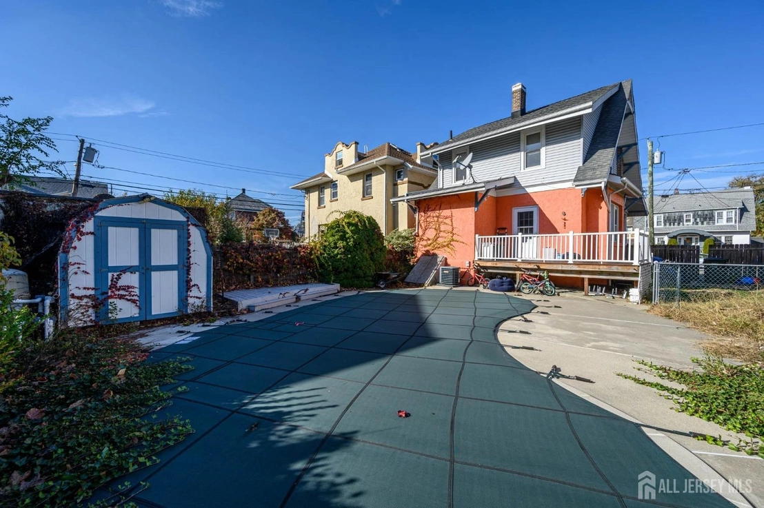 Photo of 123 Grove Avenue