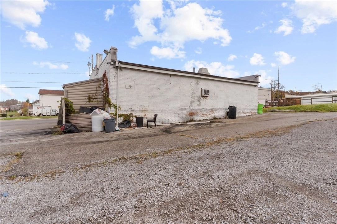 Photo of 800 Roemer Blvd