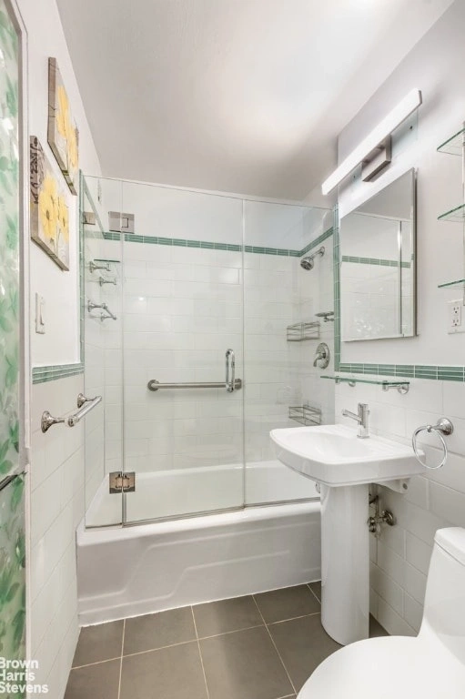 Photo of Unit 7C at 101 W 12TH Street