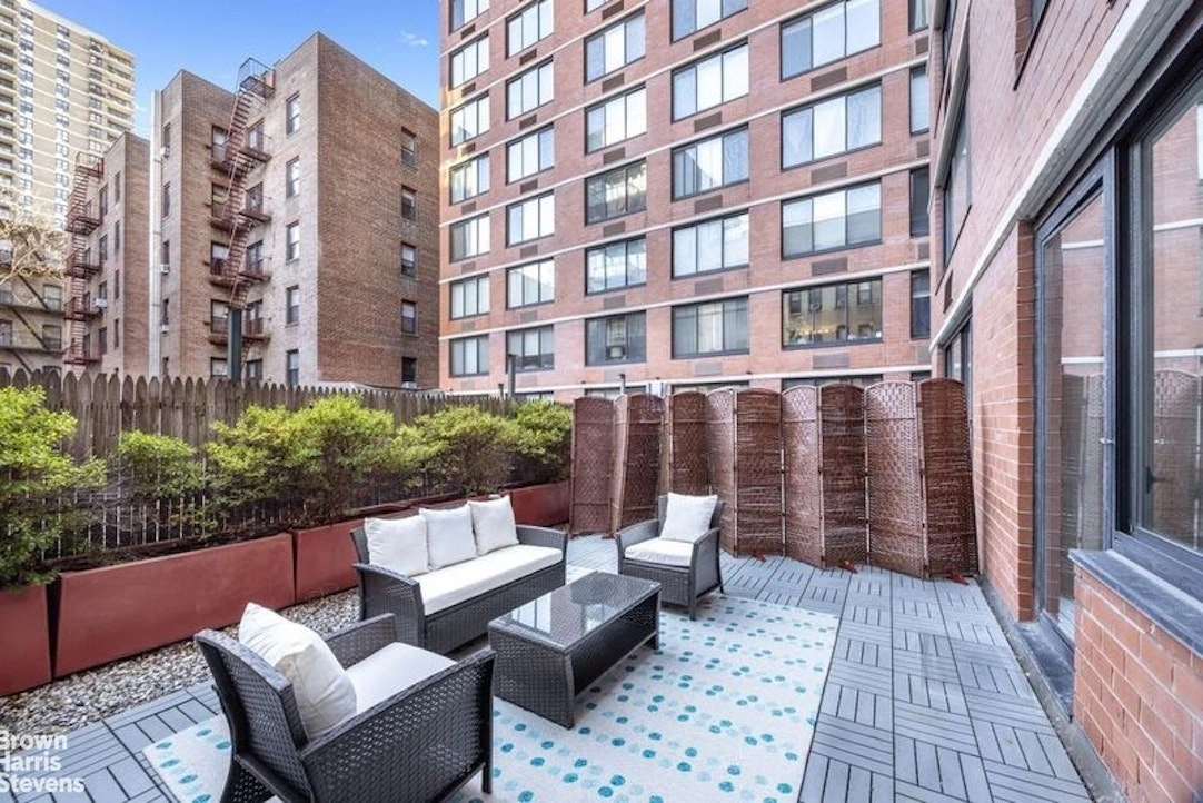 Photo of Unit 2N at 215 W 95TH Street
