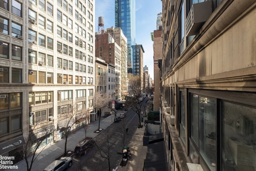 Photo of Unit 3 at 10 E 22ND Street