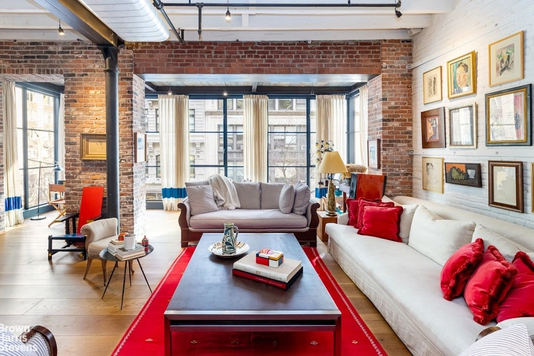 Photo of Unit 3 at 10 E 22ND Street
