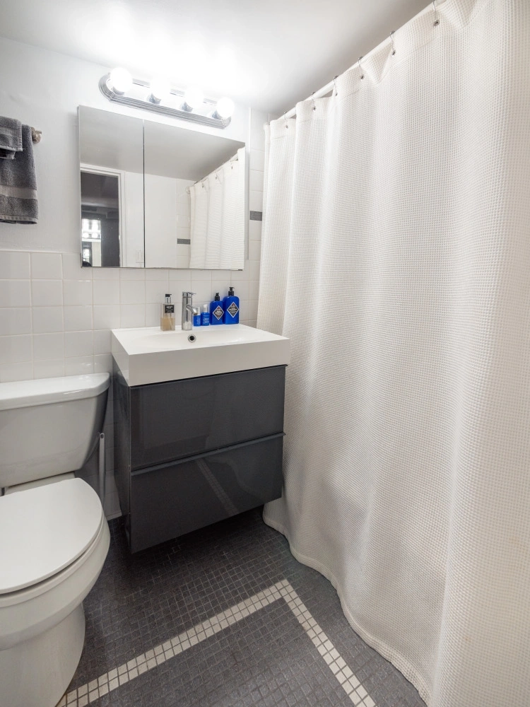 Photo of Unit 11B at 210 E 63RD Street