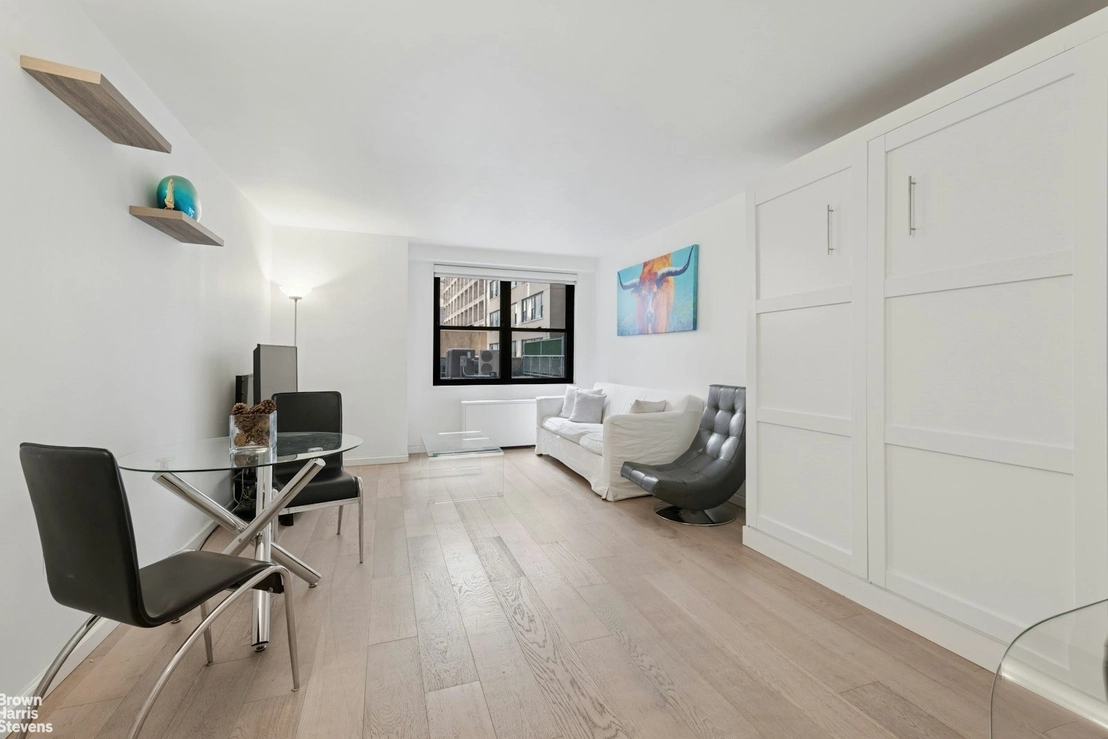 Photo of Unit 2L at 165 W 66TH Street