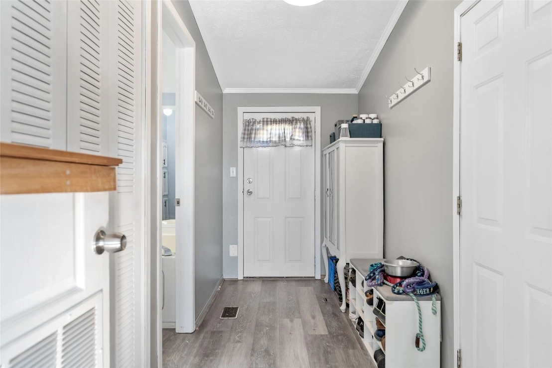 Photo of 233 Howard Hill Road