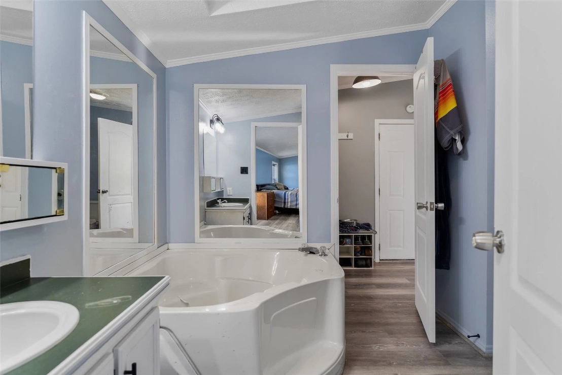 Photo of 233 Howard Hill Road