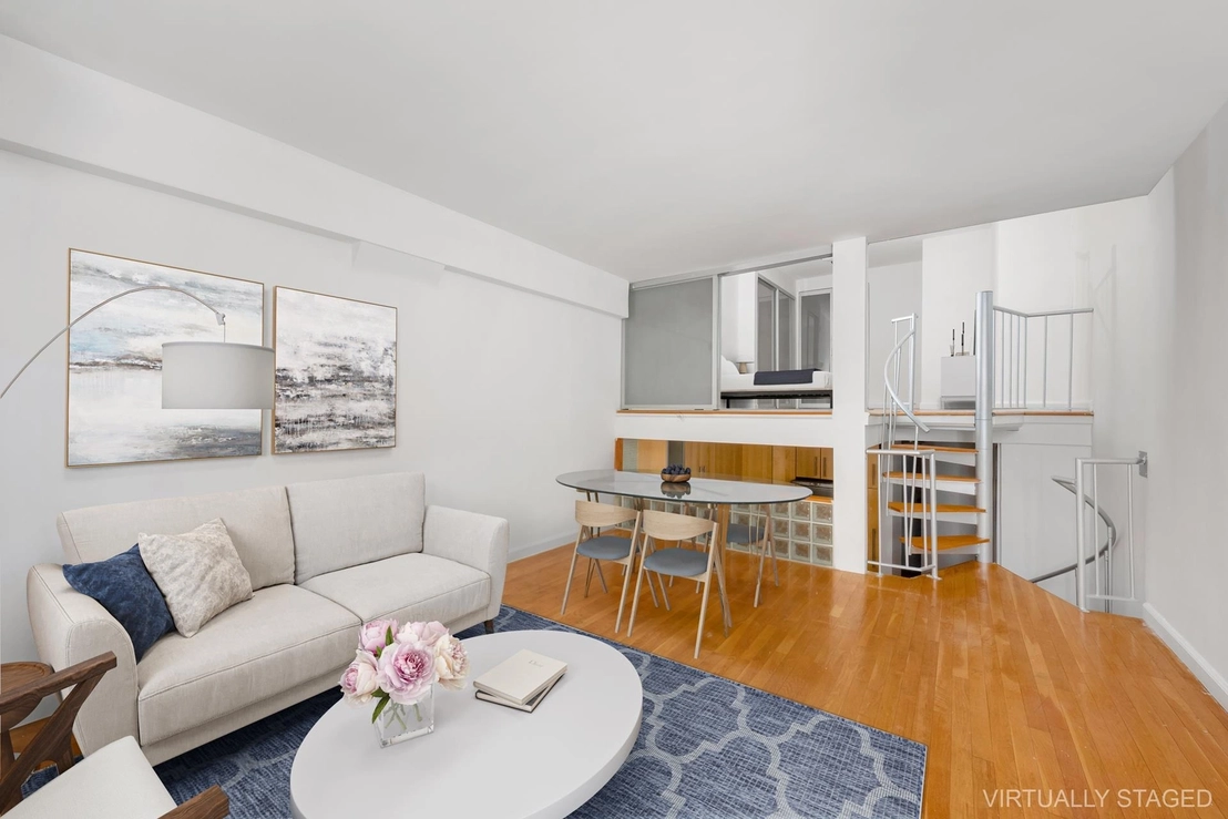 Photo of Unit LB at 211 THOMPSON Street