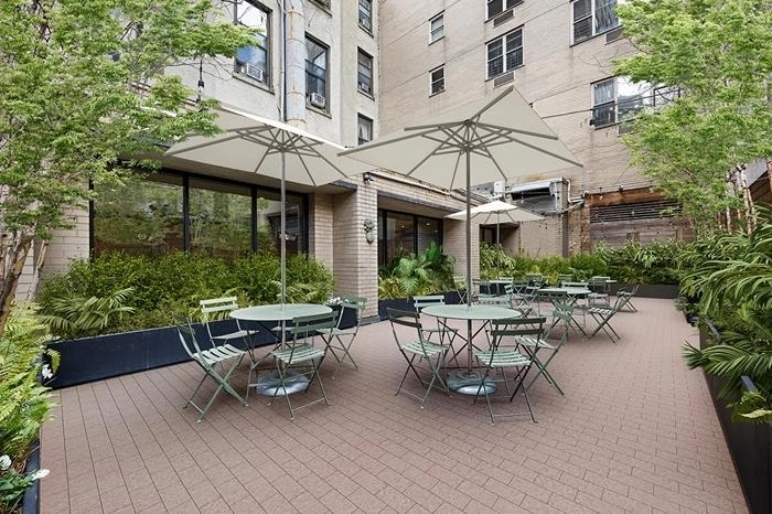Photo of Unit 11B at 137 E 36th Street