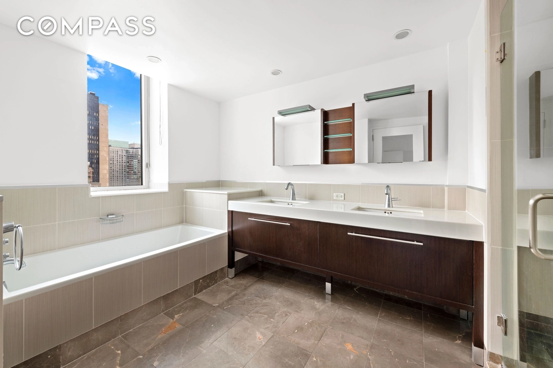 Photo of Unit 19C at 225 E 34th Street