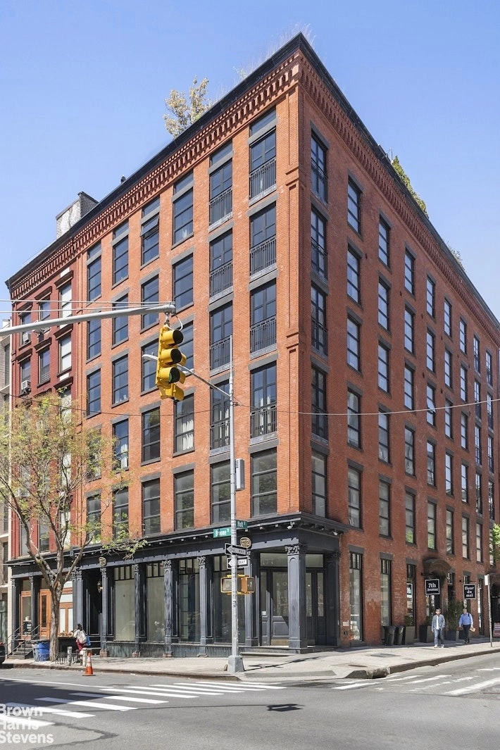 Photo of Unit 5S at 374 BROOME Street
