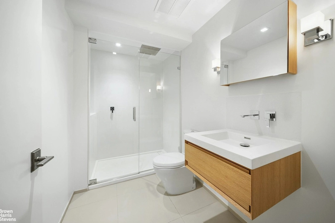 Photo of Unit 5S at 374 BROOME Street
