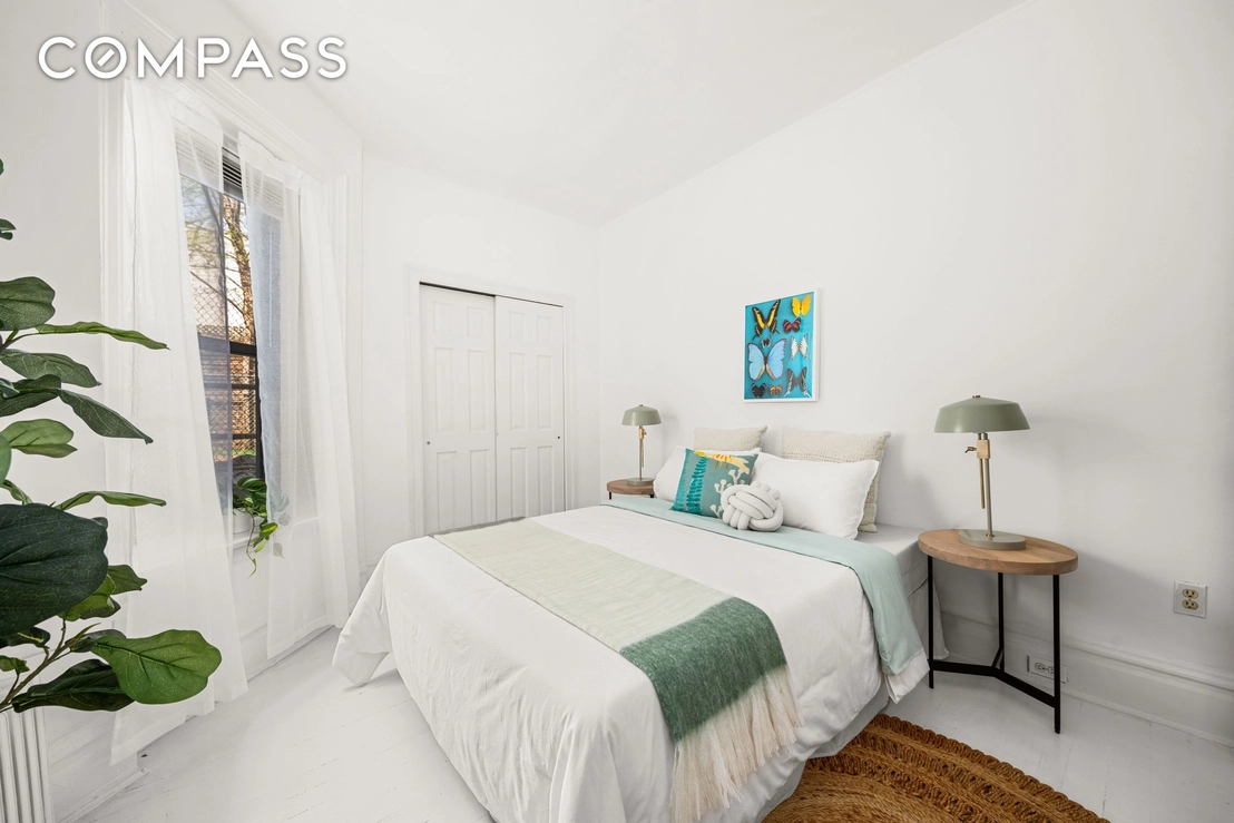 Photo of Unit C at 465 Eastern Parkway