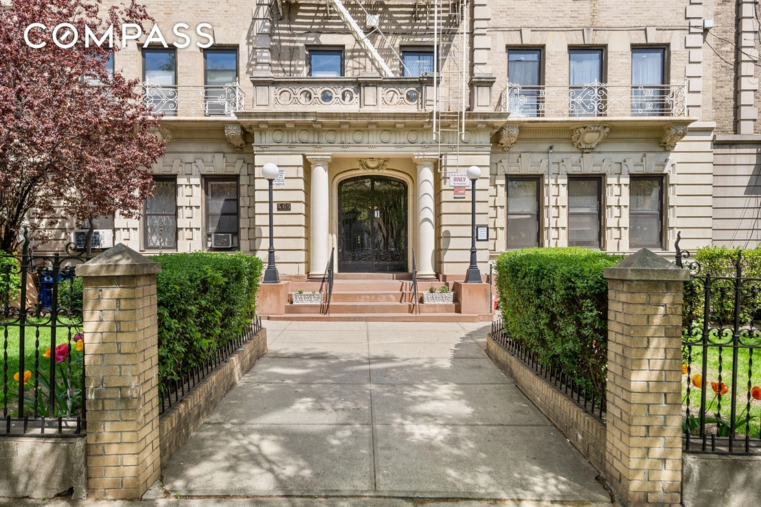 Photo of Unit C at 465 Eastern Parkway