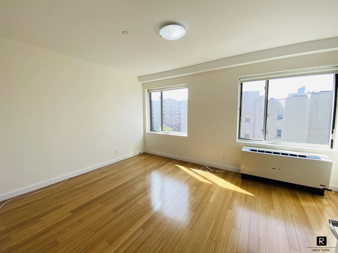 Photo of Unit 6A at 353 E 104th Street