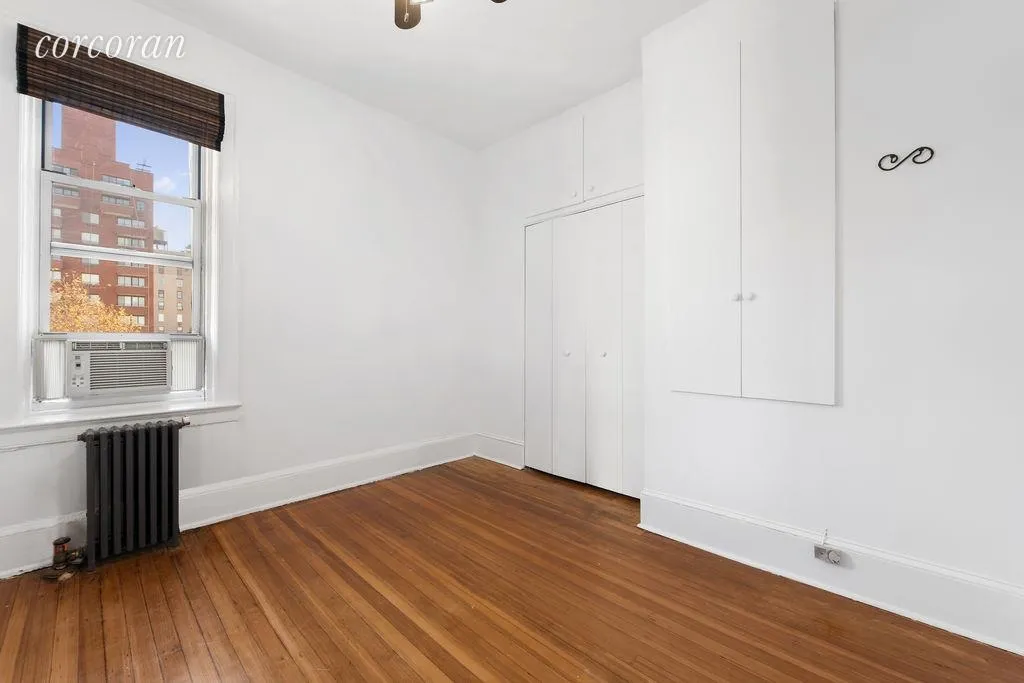 Empty Room at Unit 7RE at 210 W 21ST Street
