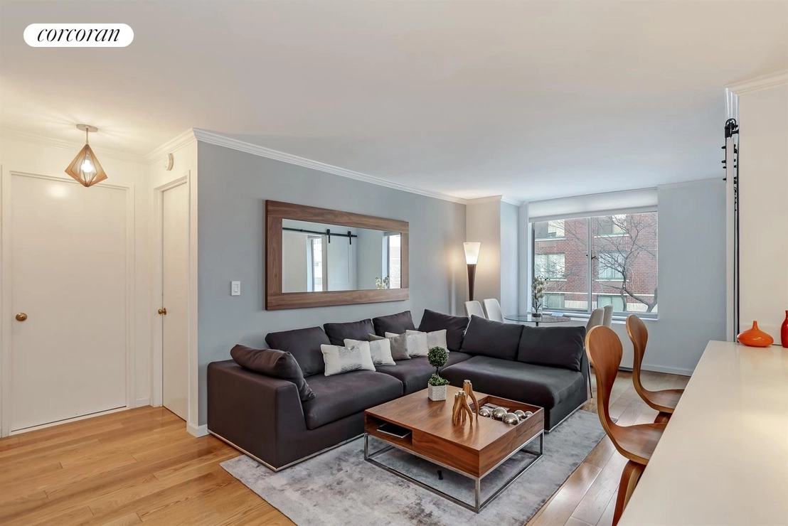 Photo of Unit 3G at 303 Greenwich Street