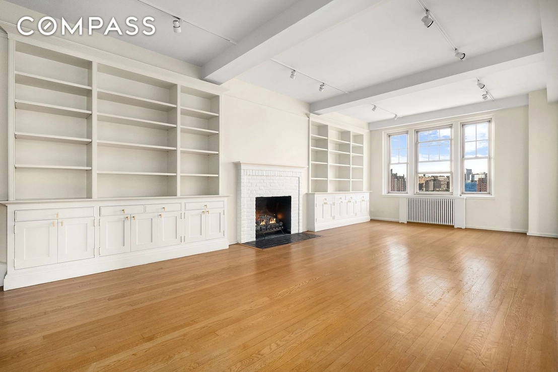 Photo of Unit 1214F at 45 Christopher Street