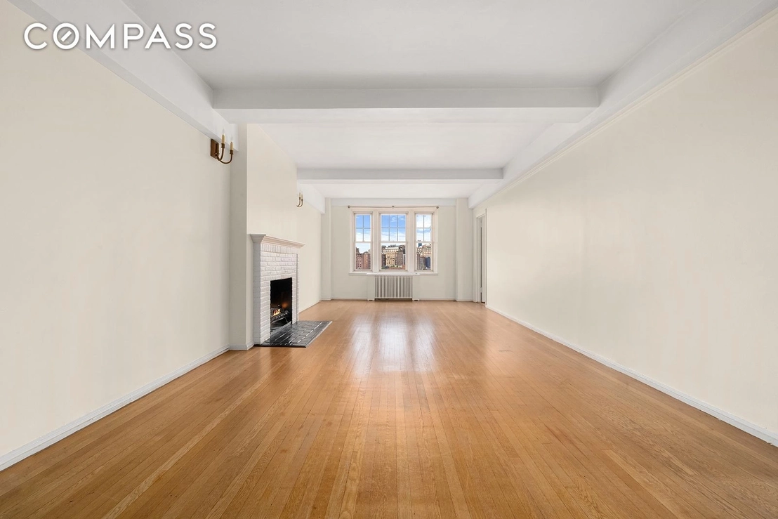 Photo of Unit 1214F at 45 Christopher Street