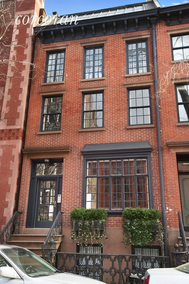 Outdoor, Streetview at Unit 1 at 238 W 11TH Street