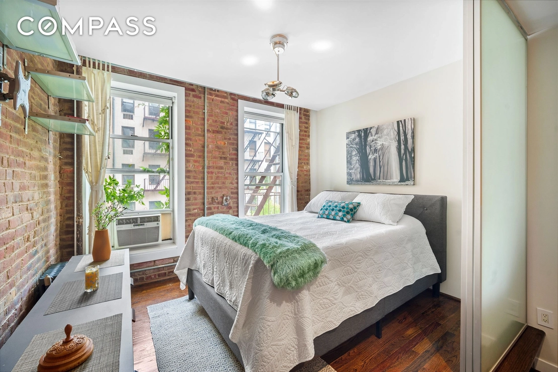 Photo of Unit 8 at 186 E 2nd Street