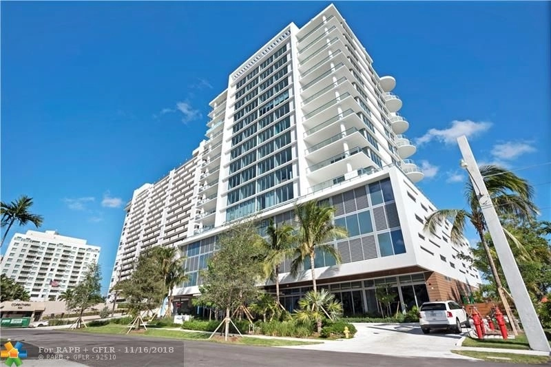 Outdoor, Streetview at Unit 1502 at 920 INTRACOASTAL DR