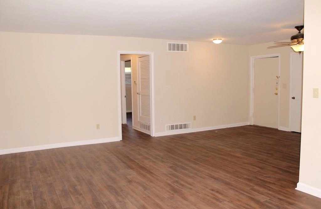 Empty Room at Unit P2 at 1111 CLAIREMONT Avenue