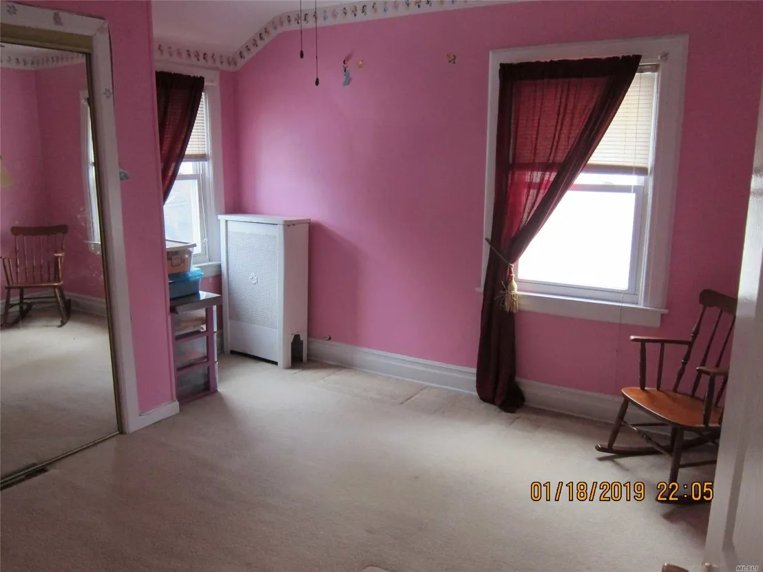 Empty Room at 94-17 N 215th Pl