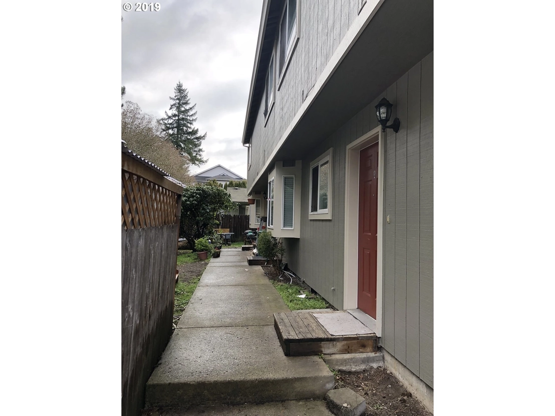 Photo of 6134 SE 128TH AVE