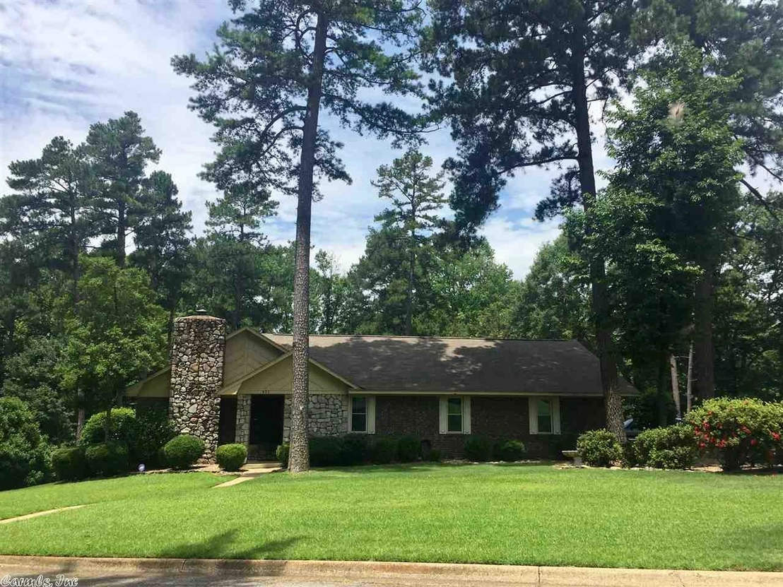 Photo of 831 North Park Drive