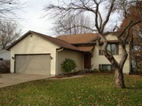 Thumbnail Photo of 1214 Maplewood Dr