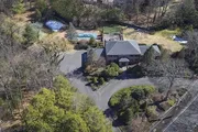 Thumbnail Photo of 60 Cliff Rd