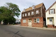 Thumbnail Photo of 74 Franklin St
