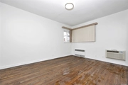 Thumbnail Empty Room at 71-30 172nd Street