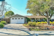 Thumbnail Photo of 411 Peppertree Rd