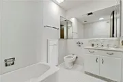 Thumbnail Bathroom at Unit W4B at 720 Milton Road